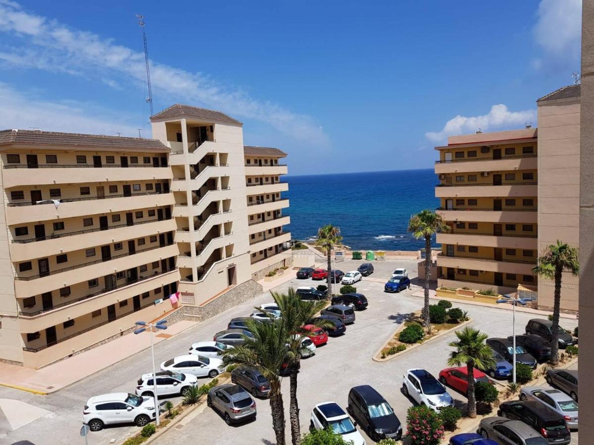 Apartamento Vista Apartment Торевиеха Екстериор снимка